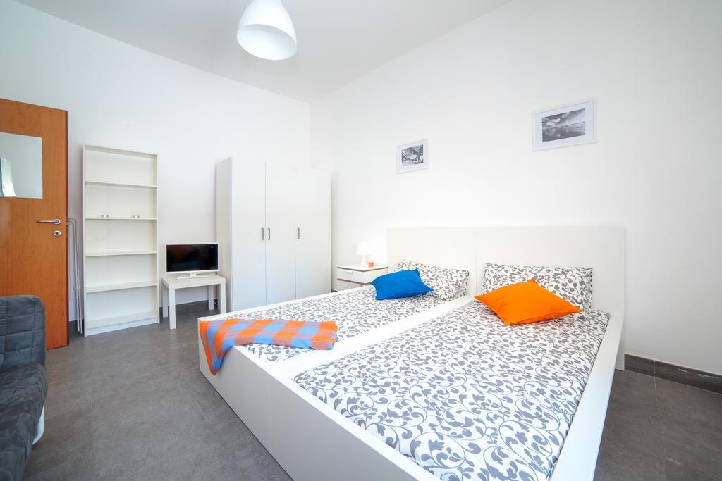 Ponte Tiberio Apartment Rimini Kültér fotó